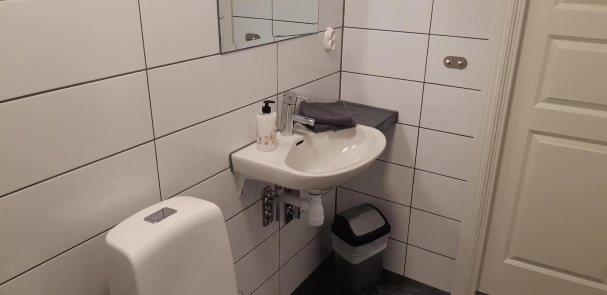 Tvååker Bjoerkaengs Vandrarhem מראה חיצוני תמונה